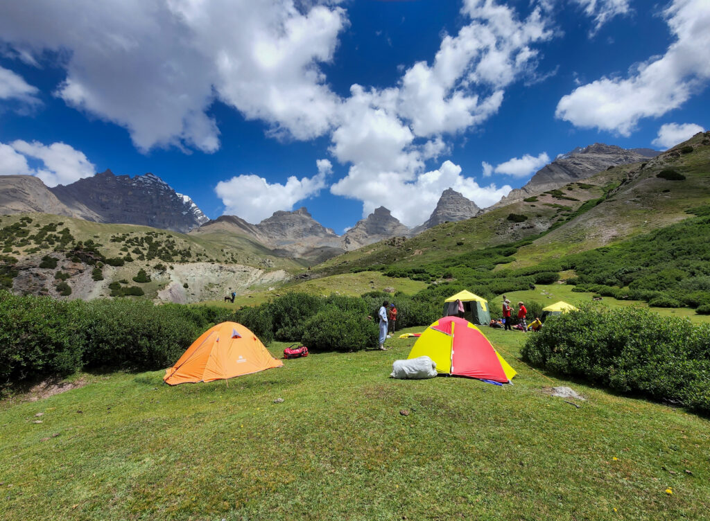 14 Day Naltar Pakhora and Assumbar Pass Trek: Unique...