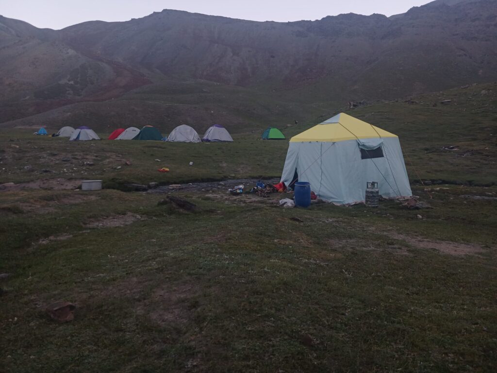 Discover the Natural Beauty of Pakistan A Paradise for Adventure and Serenity Seekers