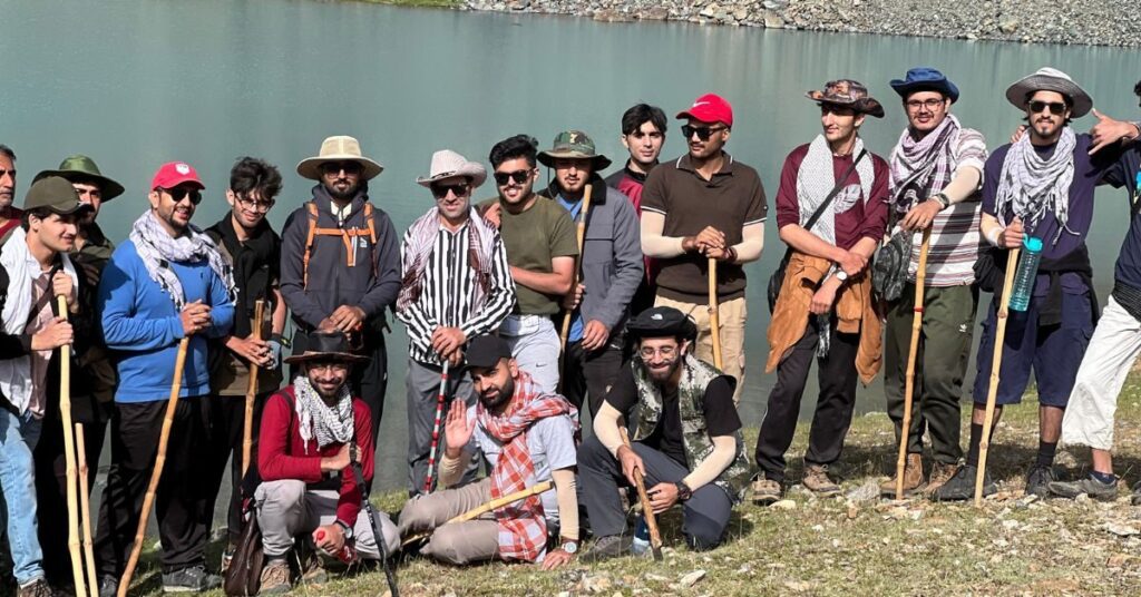 Travel Smart: 5 Simple Steps to Stay Safe 