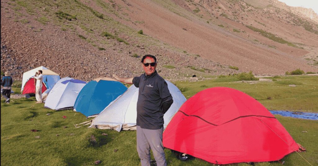 Hindukush Treks: A Guide to Trekking in the Untouched Mountains of Pakistan