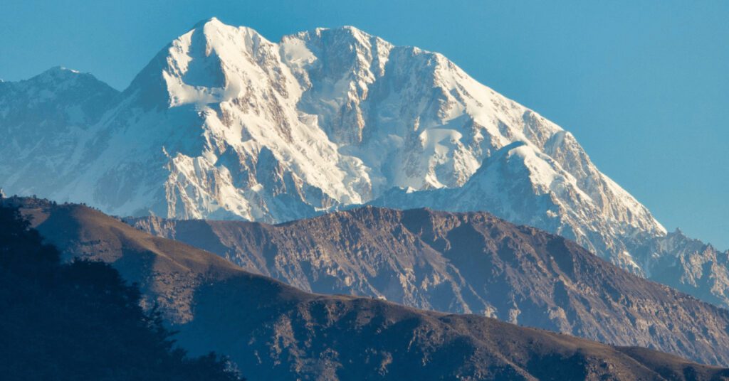 Hindukush Trekking Guide: Routes, Difficulty, Costs & Safety Tips