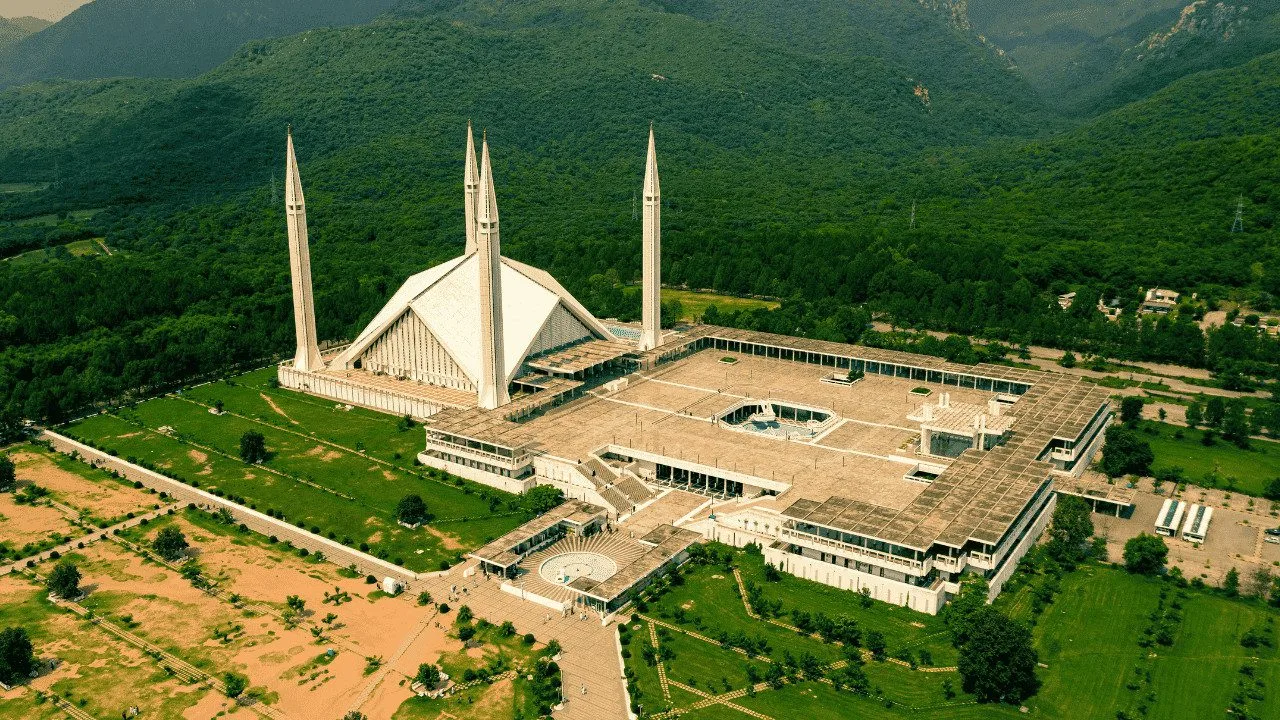 Grand Historical Tour of Pakistan