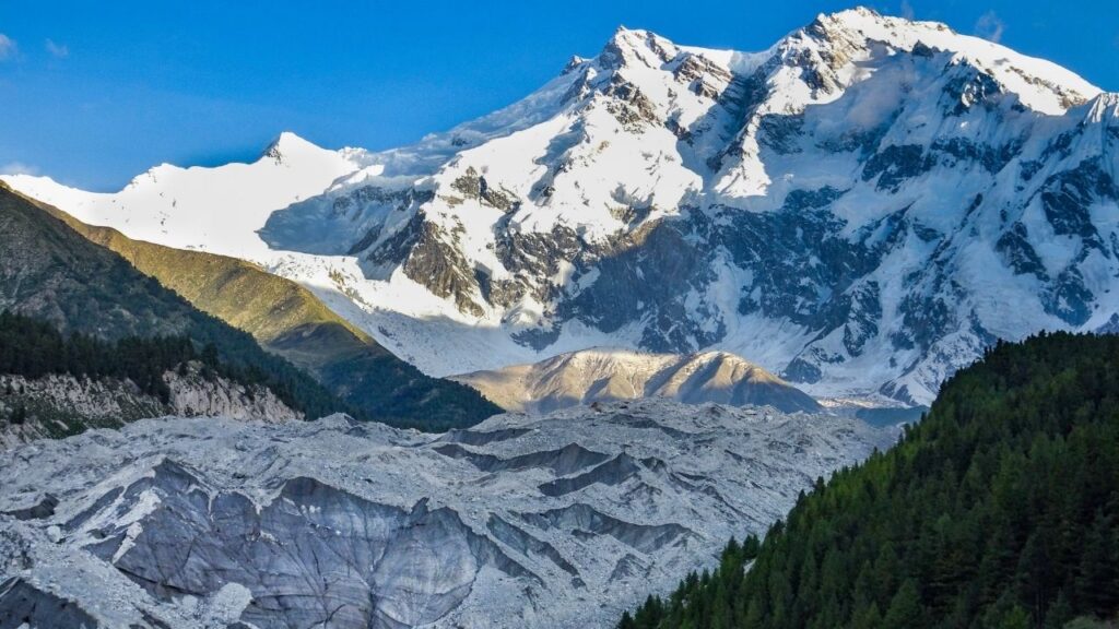 Best Adventure Pakistan Tours for Trekking and Mountain Exploration