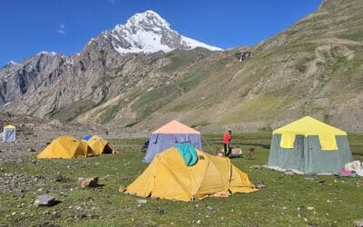 Ghamubar, Attar & Darmandir Makuli Trek Book Now