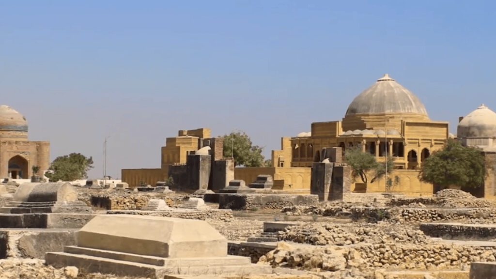 Pakistan Tourism Guide: Discover the Beauty, Culture, and Adventure of Pakistan