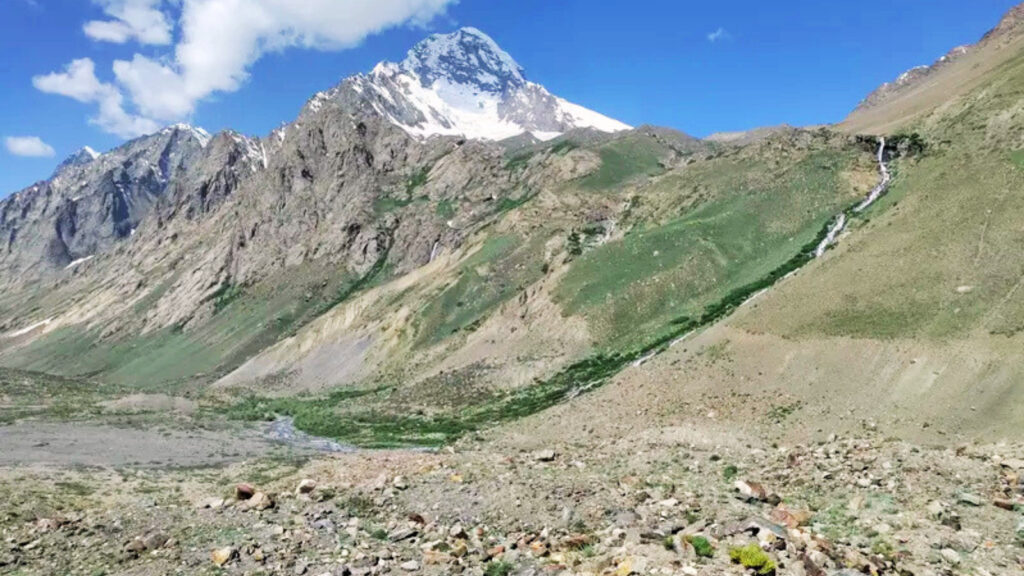 Best of the Best Things to Do in Ghizer Valley, Northern Pakistan (Hidden Hindukush Paradise)