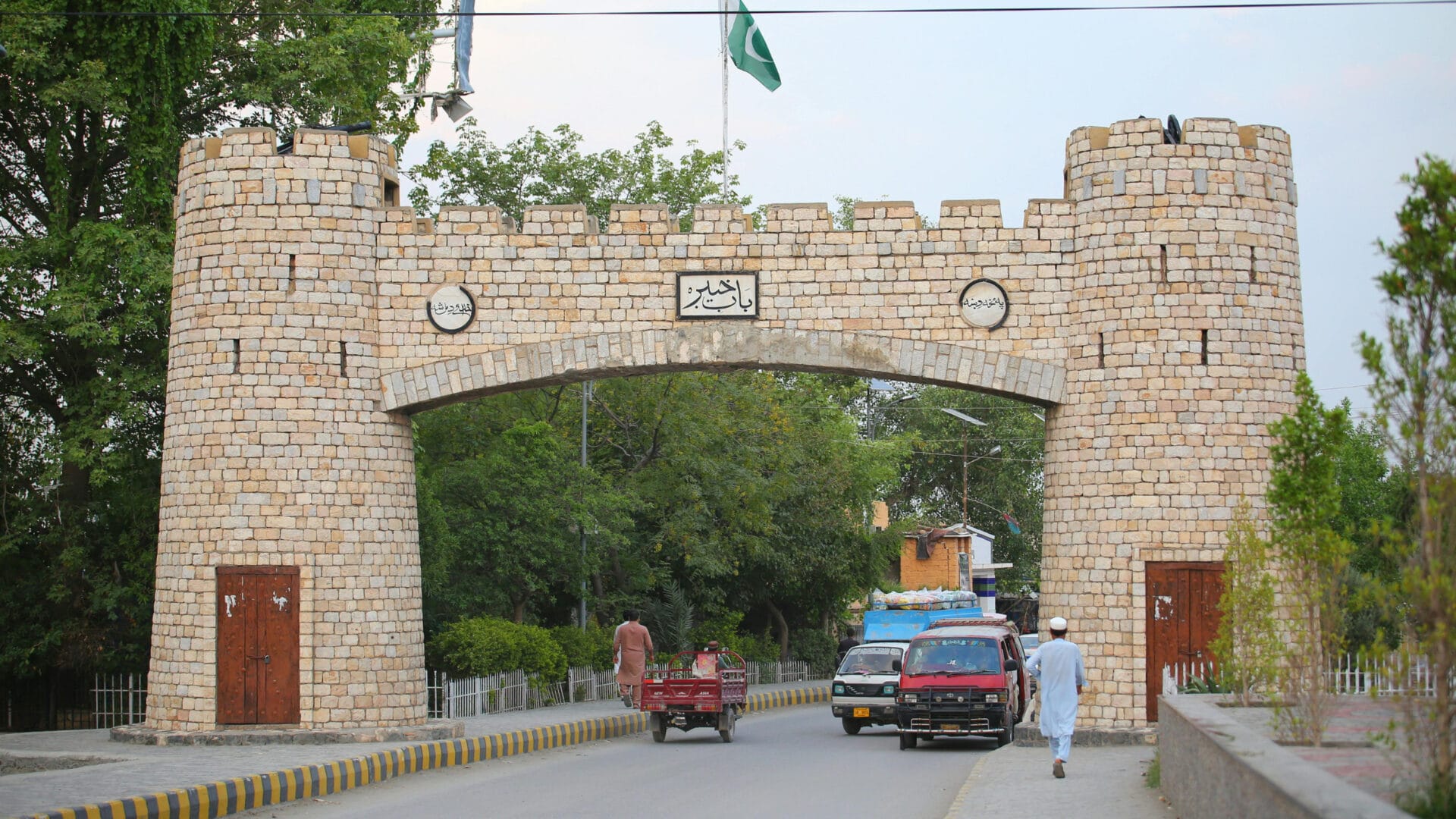 Khyber Pass Pakistan to Afghanistan Khyber Pass Pakistan to Afghanistan