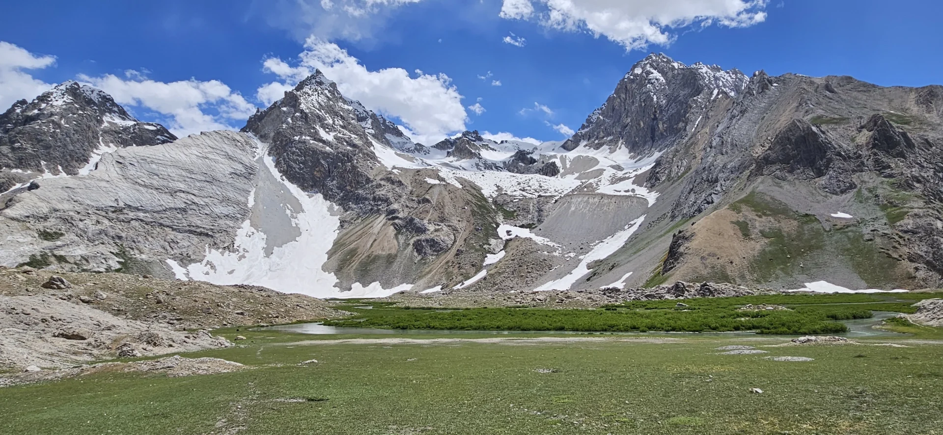 Ghamubar, Attar & Darmandir Makuli Trek
