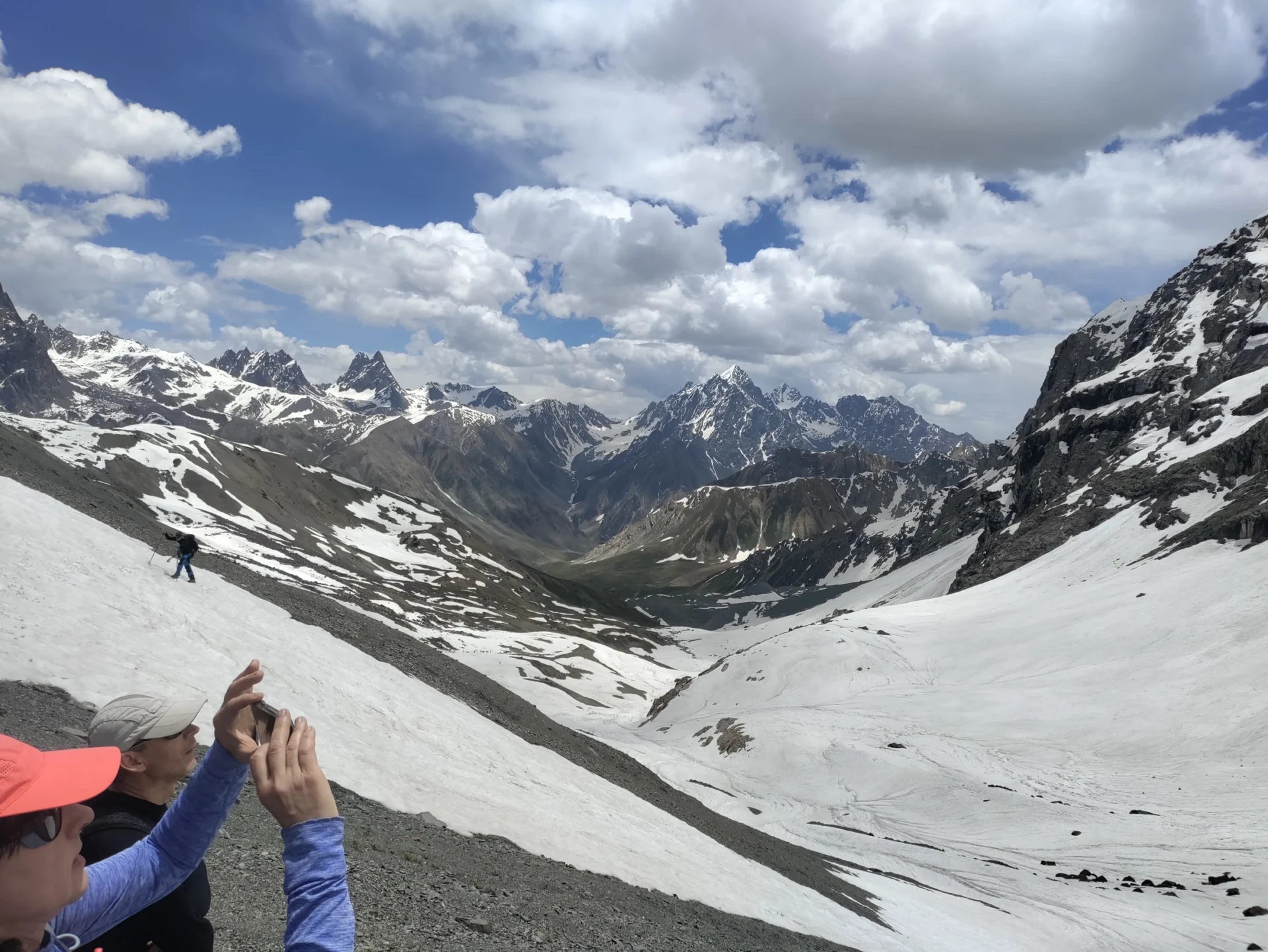 Ghamubar, Attar & Darmandir Makuli Trek